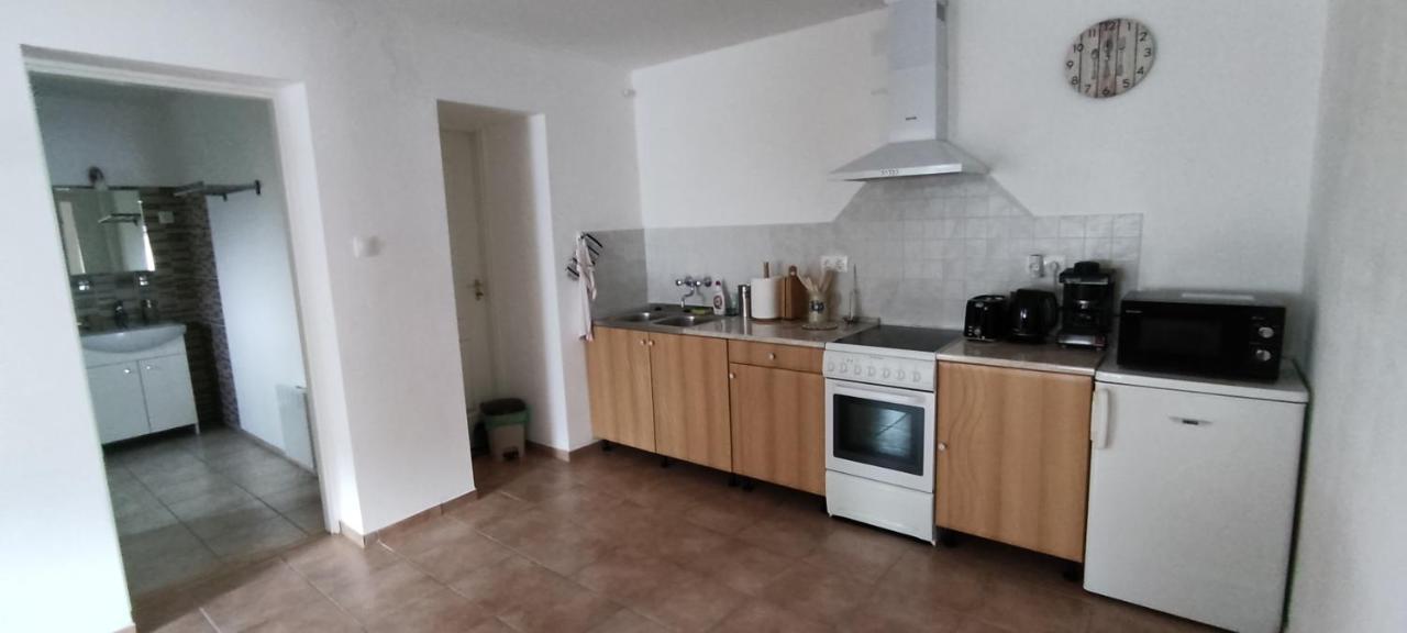 Villa Andrea Vendeghaz Egerszolat Esterno foto